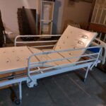 فروش تخت بیمار مدل 3 شکن پایه ثابت رویه ABS بیمارستانی - شفایارطب