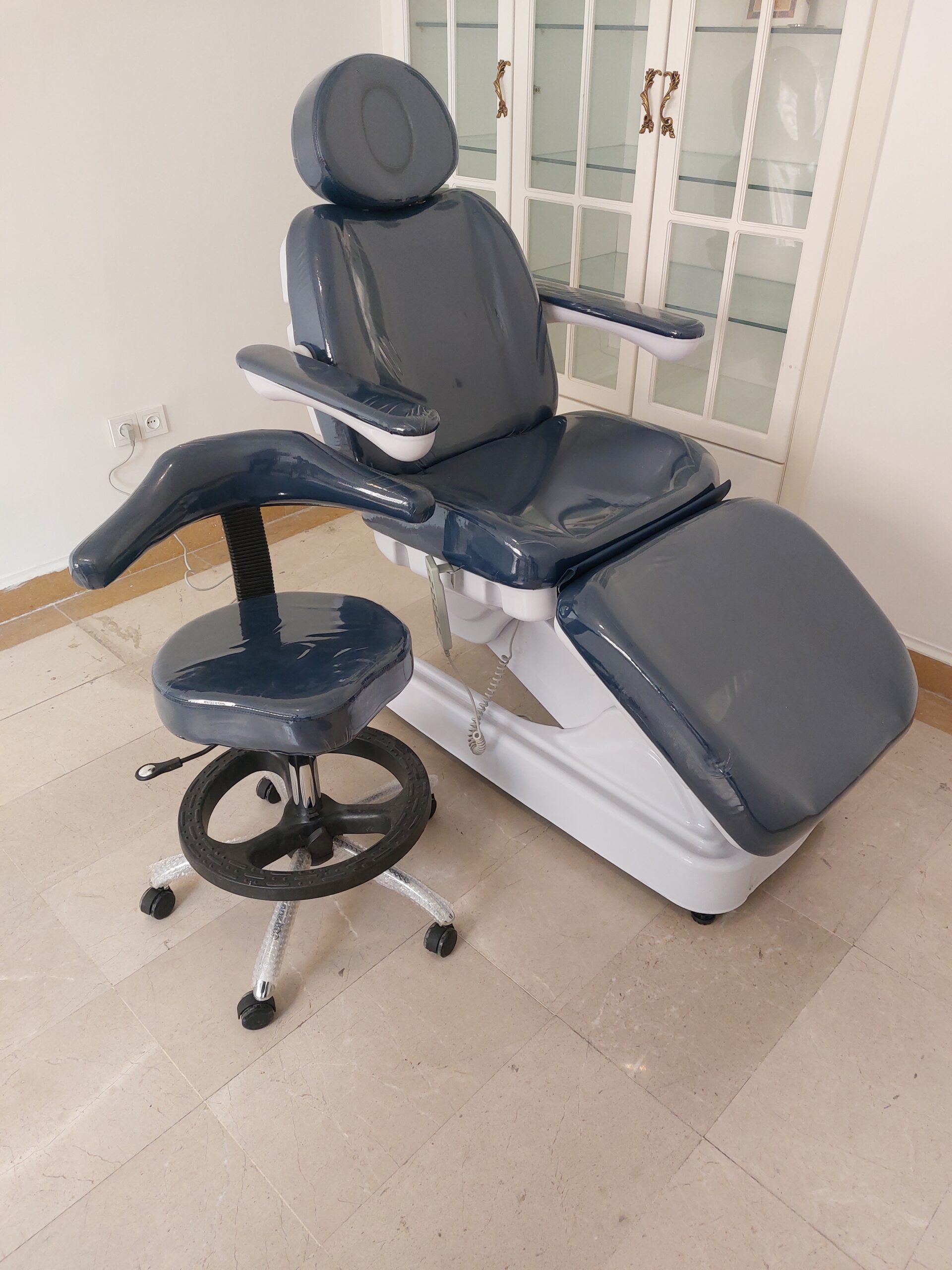 یونیت زیبایی یا صندلی برقی 4 موتوره شیب دار ( جراحی ) برند شفایارطب