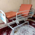 اجاره تخت بیمار برقی مدل 3 شکن تنظیم ارتفاع دار بیمارستانی
